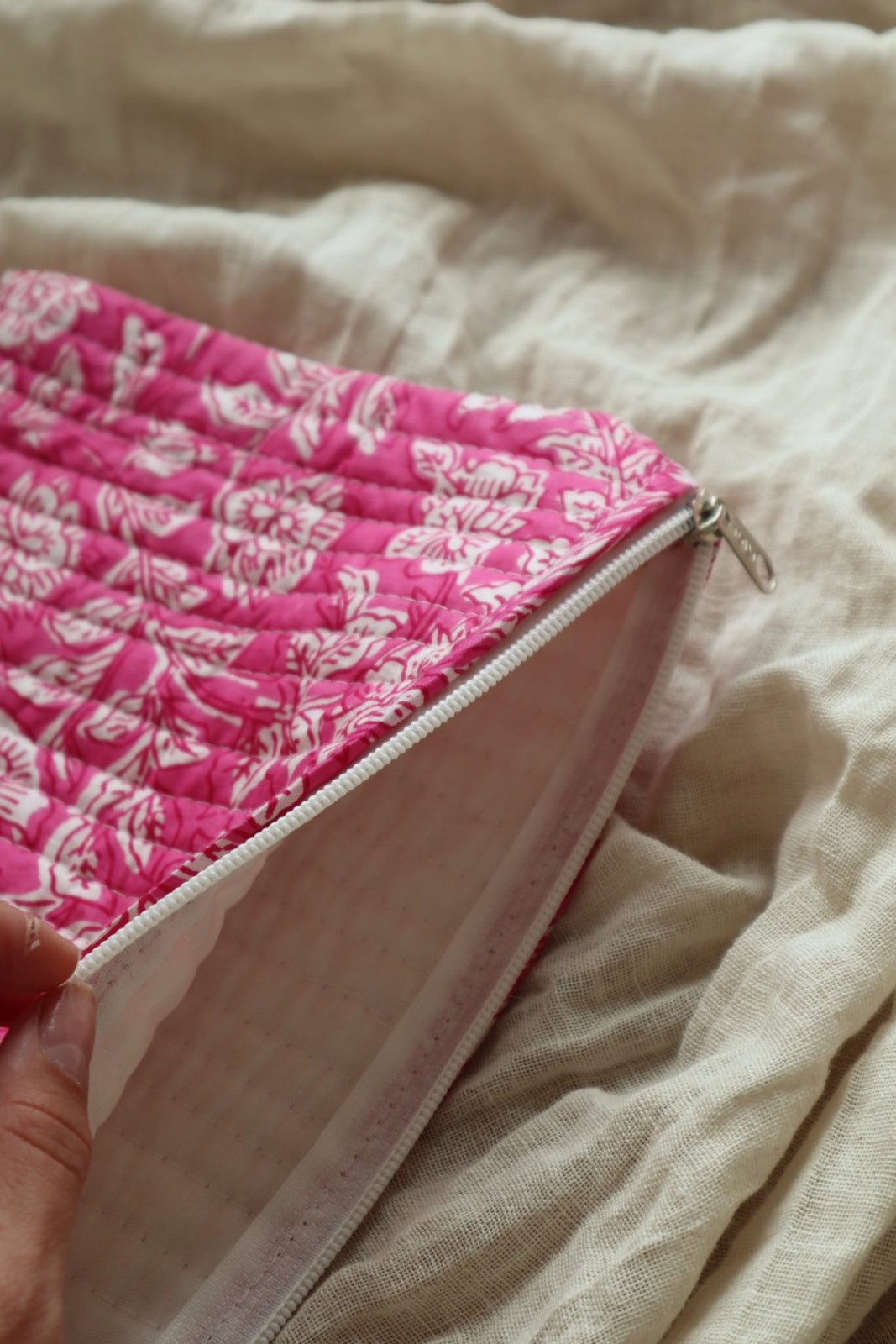 NO.105 Toiletry bag