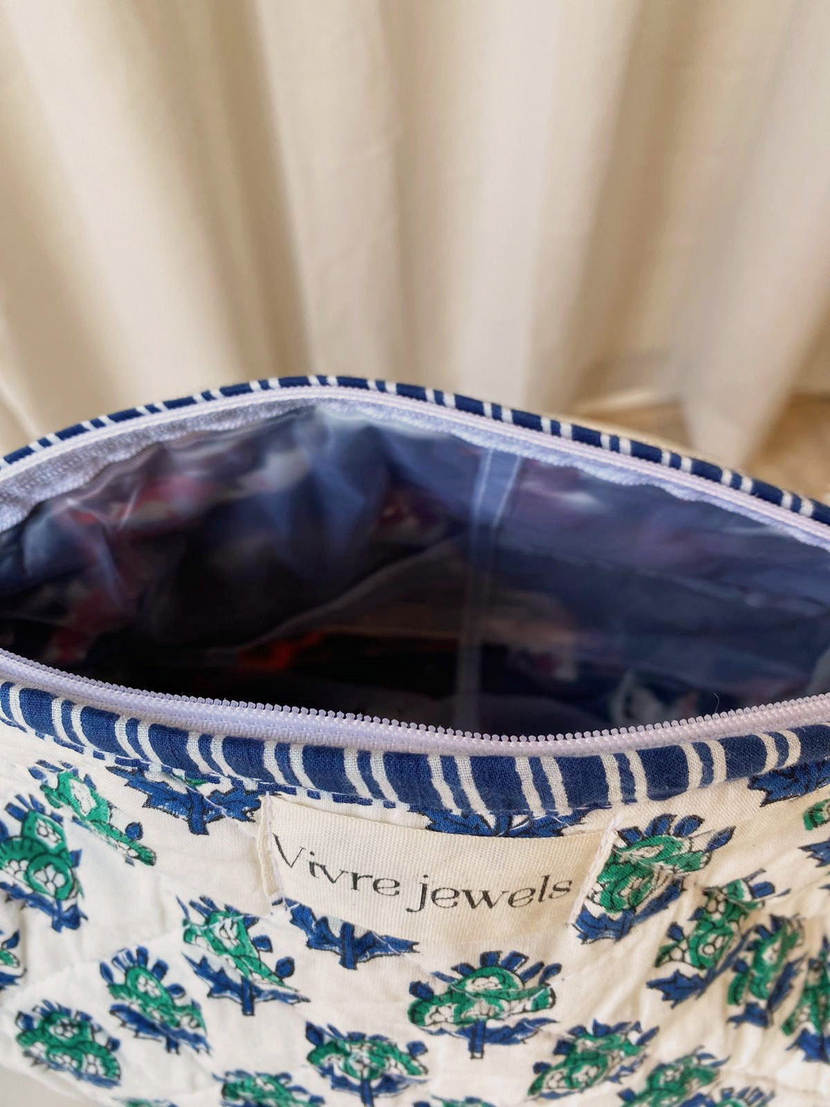 NO.29 Toiletry bag