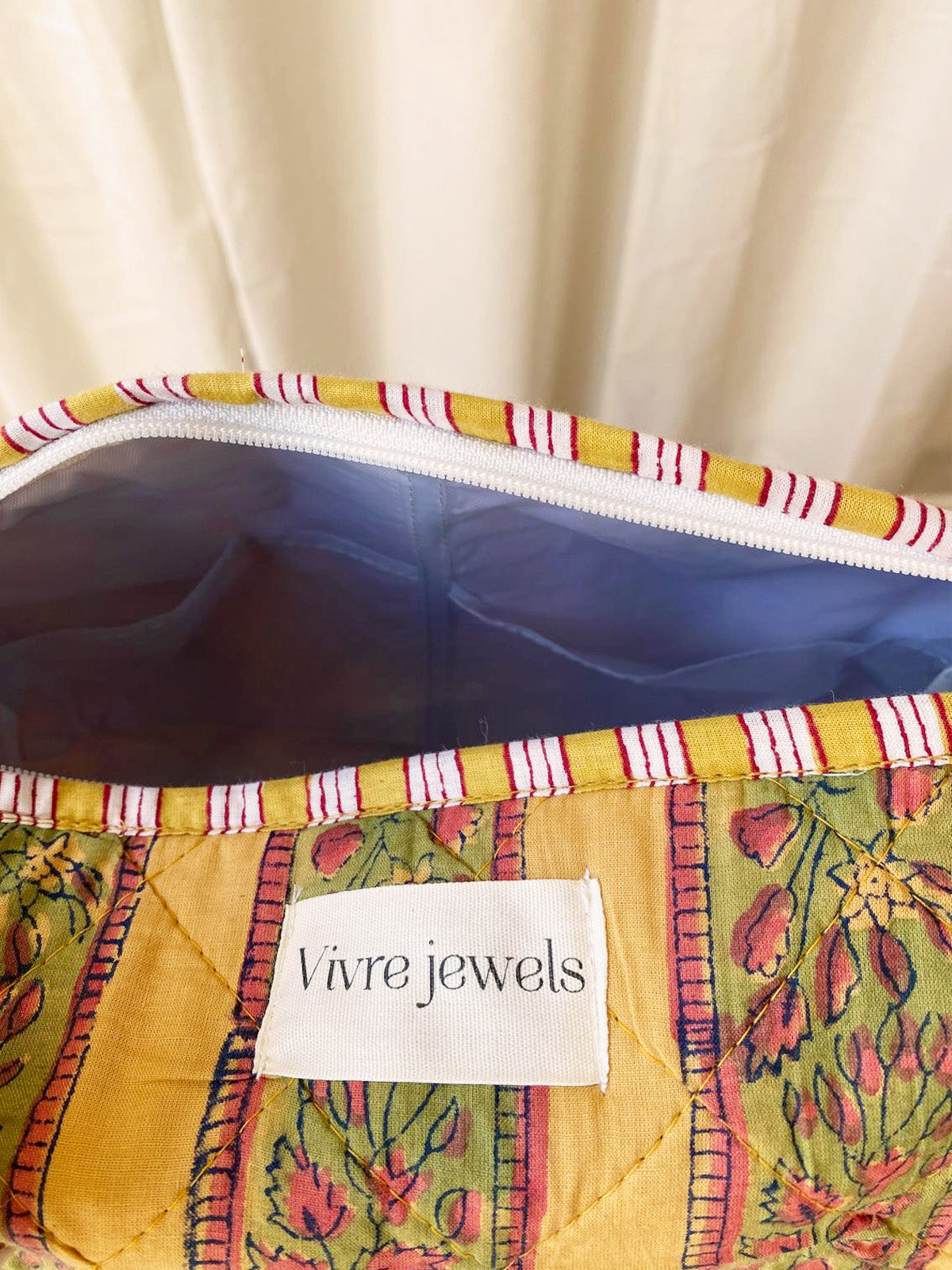 NO.29 Toiletry bag
