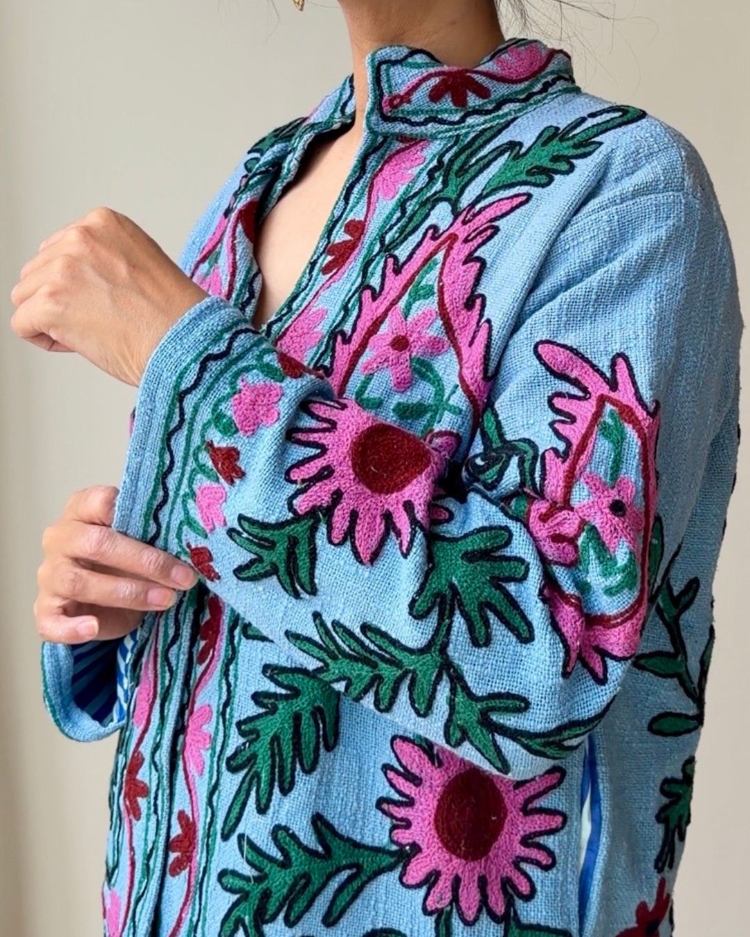 Jacket embroidered white
