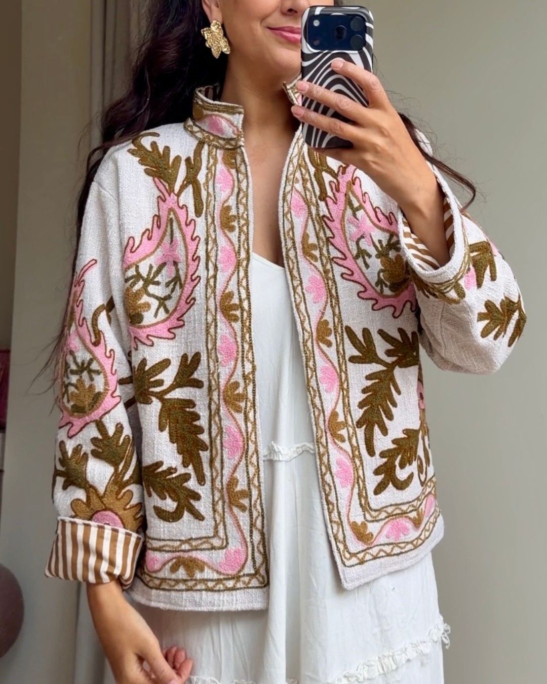 Jacket embroidered white