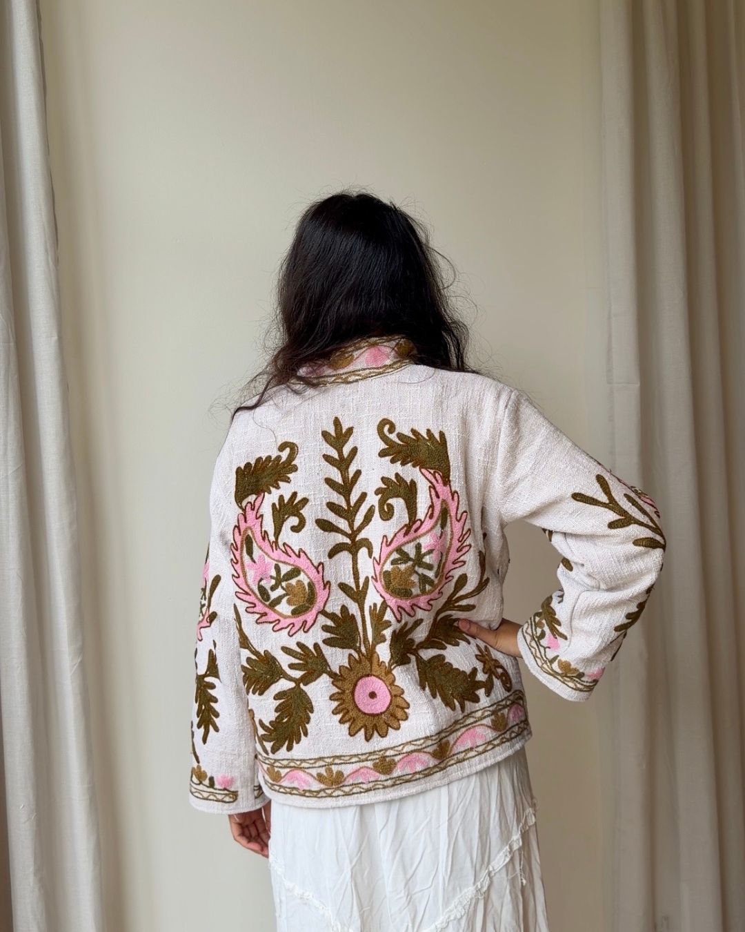 Jacket embroidered white