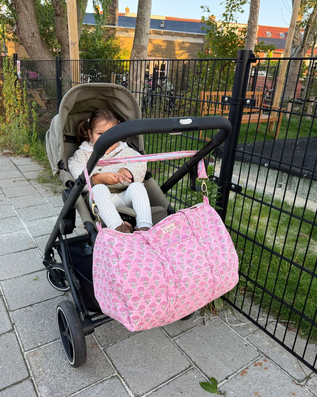 Vivre Atelier blockprint duffelbag en bijpassend toilettasje